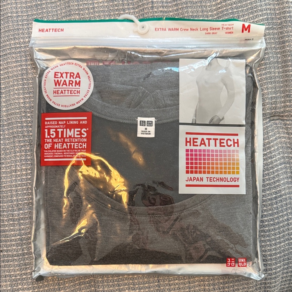 Uniqlo Heattech Extra Warm Crew Neck T-Shirt in Dark Gray